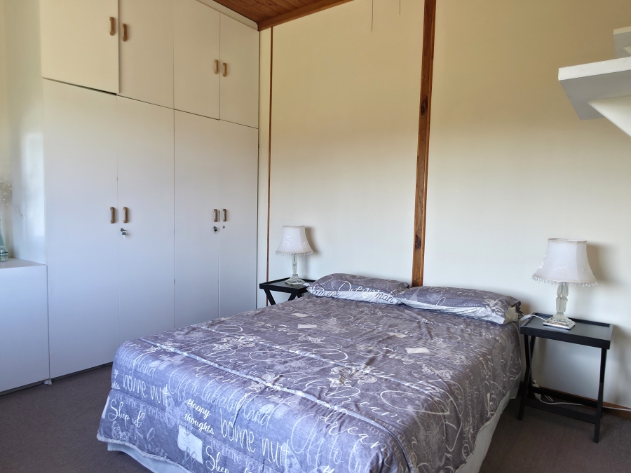 4 Bedroom Property for Sale in Noorsekloof Eastern Cape